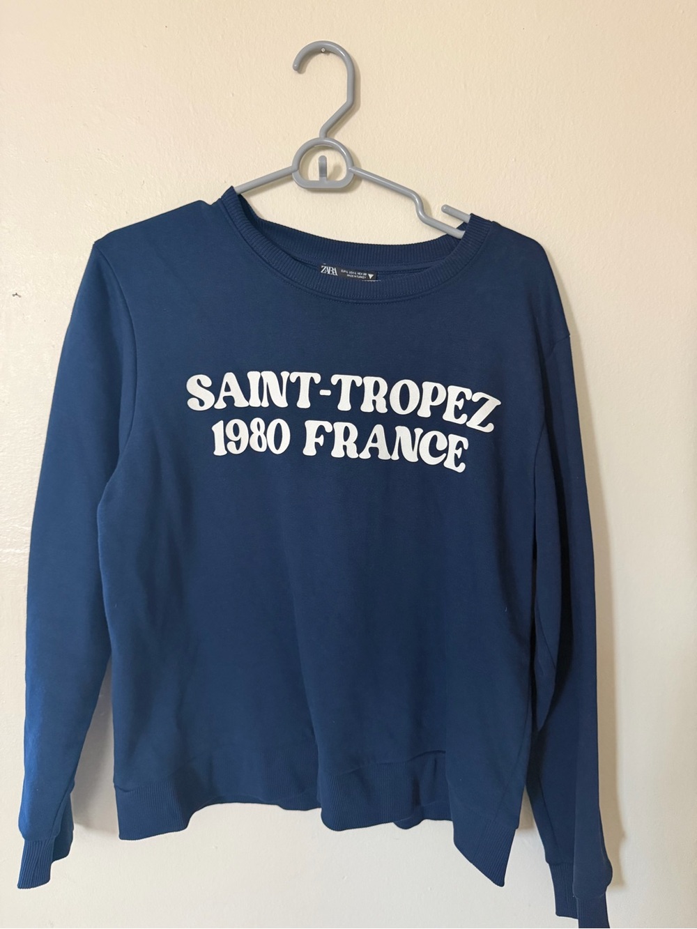 Zara Navy Graphic Crewneck Sweatshirt with White Lettering